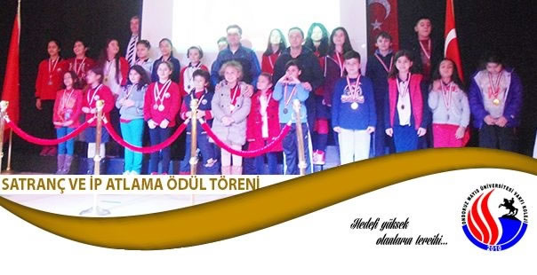 Satranç ve İp Atlama Ödül Töreni Yapıldı