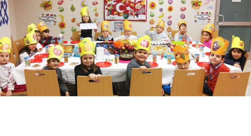 Miniklerden Yerli Malı Haftası Kutlaması