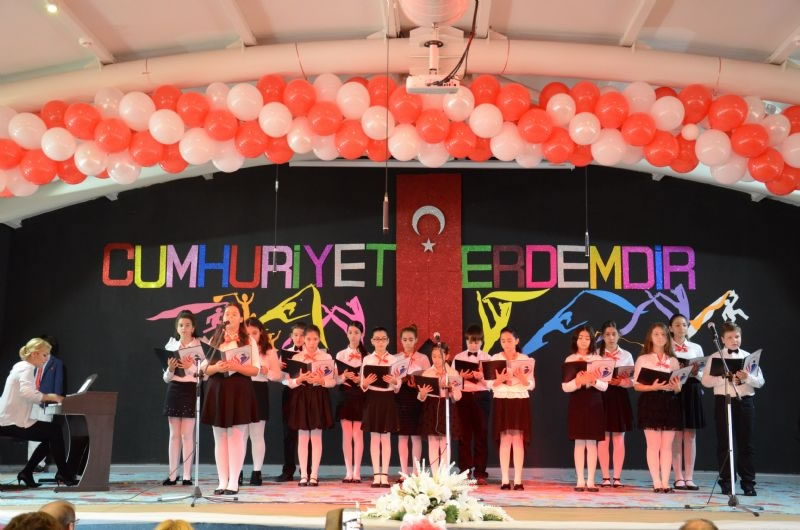 Cumhuriyetimizin 91. Yılı Çoşku ile Kutlandı
