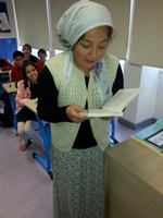 Hem Okuyoruz Hem De Canlandırıyoruz