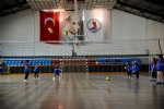 OMÜ Vakfı Koleji Kız Voleybol Takımı İçin Oyuncu Seçmeleri Yapıldı